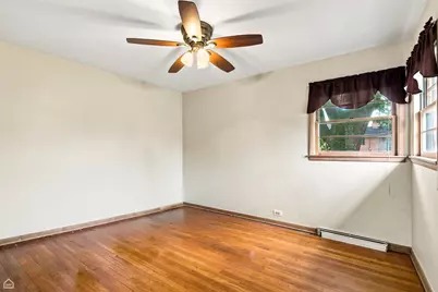 7321 N Nora Avenue, Niles, IL 60714 - Photo 10