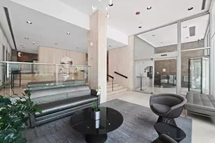 88 W Schiller St, Chicago, IL 60610 - Photo 4