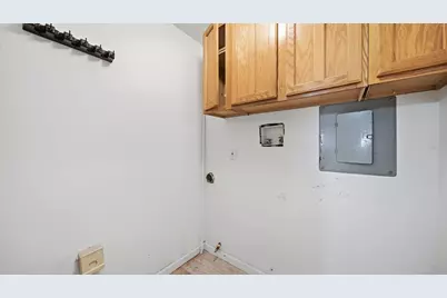 3041 Sherwood Avenue, Markham, IL 60428 - Photo 18
