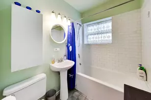 3201 W Argyle St, Chicago, IL 60625 - Photo 14