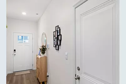 2921 Acadia Circle, Pingree Grove, IL 60140 - Photo 2