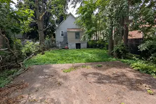 338 W 116th St, Chicago, IL 60628 - Photo 4