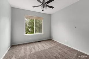 1990 Summerlin Dr, Aurora, IL 60503 - Photo 16