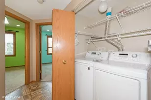 2240 S Grace St, Lombard, IL 60148 - Photo 12