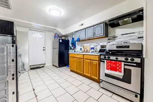 4451 W Wilcox St, Chicago, IL 60624 - Photo 2