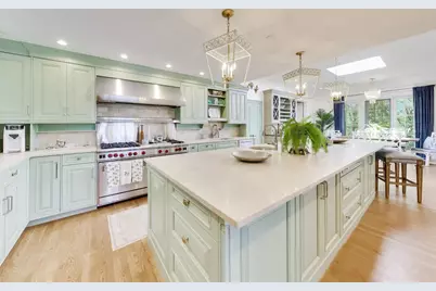 374 N Bateman Circle, Barrington Hills, IL 60010 - Photo 12