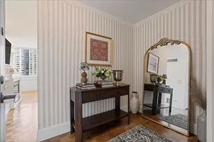 1 E Schiller St, Chicago, IL 60610 - Photo 4