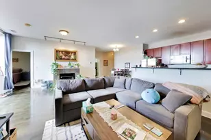 2700 W Belmont Ave, Chicago, IL 60618 - Photo 4