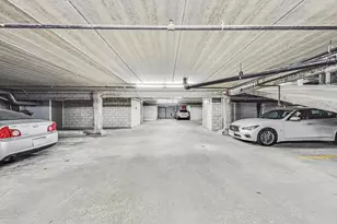2700 W Belmont Ave, Chicago, IL 60618 - Photo 28