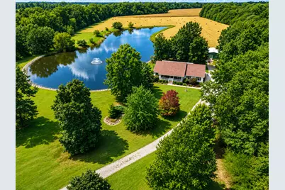 7507 Krutsinger Road, Kinmundy, IL 62854 - Photo 100