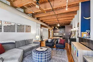 520 W Huron St, Chicago, IL 60654 - Photo 4