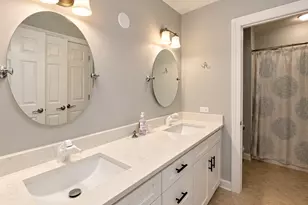 541 Bridgestone Ct, Inverness, IL 60010 - Photo 24