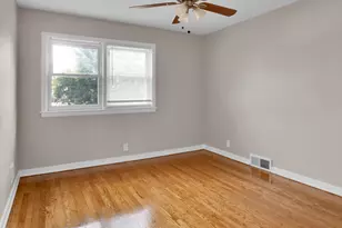 6318 S Mozart St, Chicago, IL 60629 - Photo 16