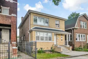 6318 S Mozart St, Chicago, IL 60629 - Photo 4