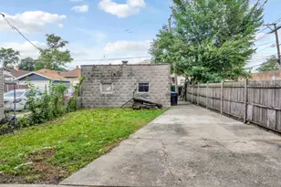 6318 S Mozart St, Chicago, IL 60629 - Photo 22
