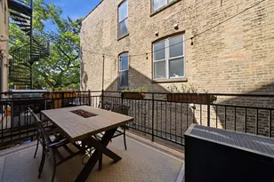 1856 W Superior St, Chicago, IL 60622 - Photo 18