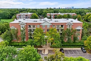 3100 Town Square Dr, Rolling Meadows, IL 60008 - Photo 1