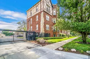 10927 S Longwood Dr, Chicago, IL 60643 - Photo 36