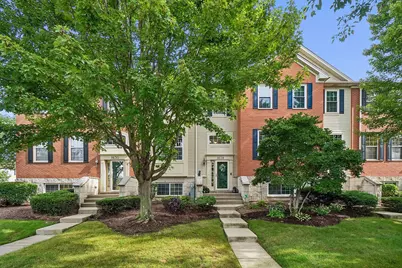 1628 Edinburgh Drive #100-2, Bartlett, IL 60103 - Photo 1