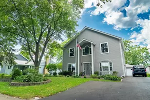 3305 Pheasant Dr, Rolling Meadows, IL 60008 - Photo 2