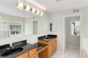1612 Woodland Ln, Bolingbrook, IL 60490 - Photo 12