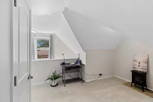1033 Crescent Ct, Round Lake Beach, IL 60073 - Photo 16