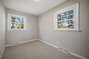 428 E 156th Pl, South Holland, IL 60473 - Photo 16