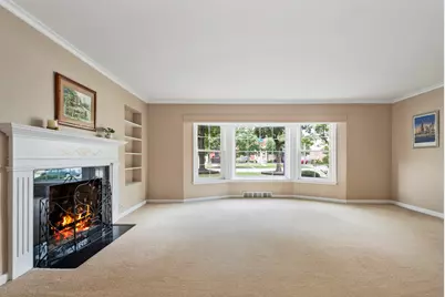 9737 S Central Park Avenue, Evergreen Park, IL 60805 - Photo 8