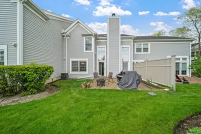 4825 Turnberry Drive, Hoffman Estates, IL 60010 - Photo 2
