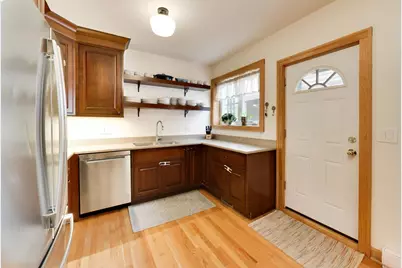 4147 N Dickinson Avenue, Chicago, IL 60641 - Photo 12