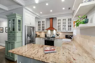 839 W Wellington Ave, Chicago, IL 60657 - Photo 6