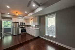 3310 W Le Moyne St, Chicago, IL 60651 - Photo 2
