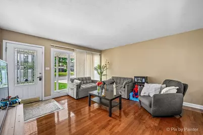 260 Flagstaff Lane, Hoffman Estates, IL 60169 - Photo 6