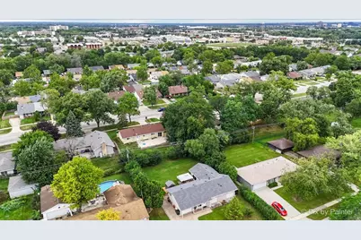 260 Flagstaff Lane, Hoffman Estates, IL 60169 - Photo 36