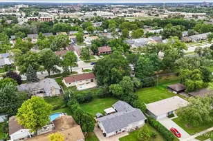 260 Flagstaff Ln, Hoffman Estates, IL 60169 - Photo 36