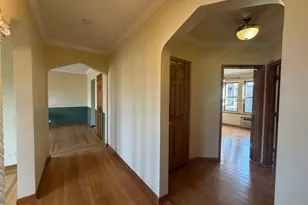 10927 S Longwood Dr, Chicago, IL 60643 - Photo 8