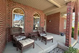 1024 Southcreek Dr, Manteno, IL 60950 - Photo 2