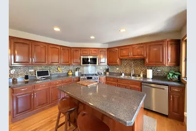 1024 Southcreek Drive, Manteno, IL 60950 - Photo 10