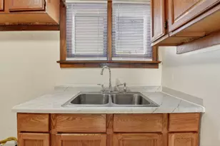 8018 S Sangamon St, Chicago, IL 60620 - Photo 20