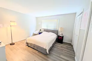 1243 Brown St, Des Plaines, IL 60016 - Photo 8