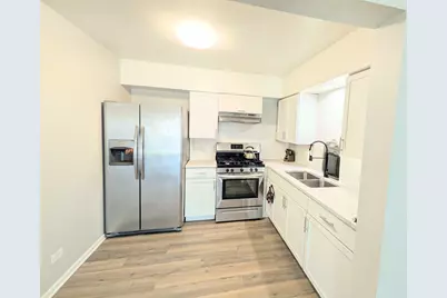 1243 Brown Street #2G, Des Plaines, IL 60016 - Photo 2