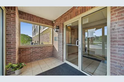 [Address not provided], Elmhurst, IL 60126 - Photo 4