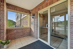 [Address not provided], Elmhurst, IL 60126 - Photo 4