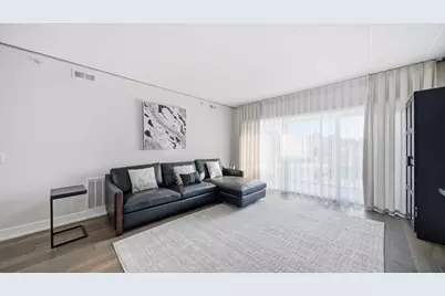 [Address not provided], Elmhurst, IL 60126 - Photo 10
