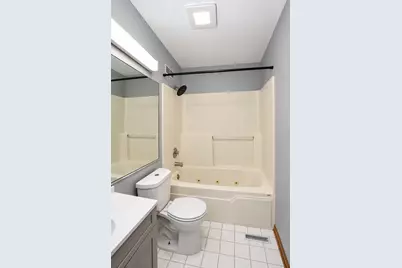 6262 Nugget Circle, Hanover Park, IL 60133 - Photo 22