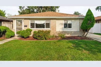 1373 Mackinaw Avenue, Calumet City, IL 60409 - Photo 1