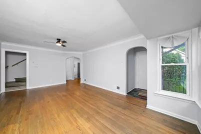 701 E 142nd Street, Dolton, IL 60419 - Photo 8