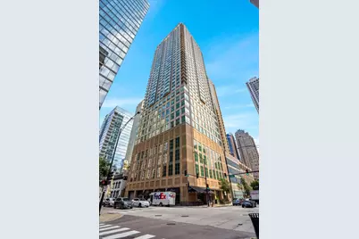 2 E Erie Street #2001, Chicago, IL 60611 - Photo 2