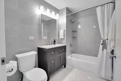 2 E Erie Street #2001, Chicago, IL 60611 - Photo 12