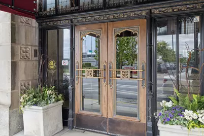 728 W Jackson Boulevard #302, Chicago, IL 60661 - Photo 2